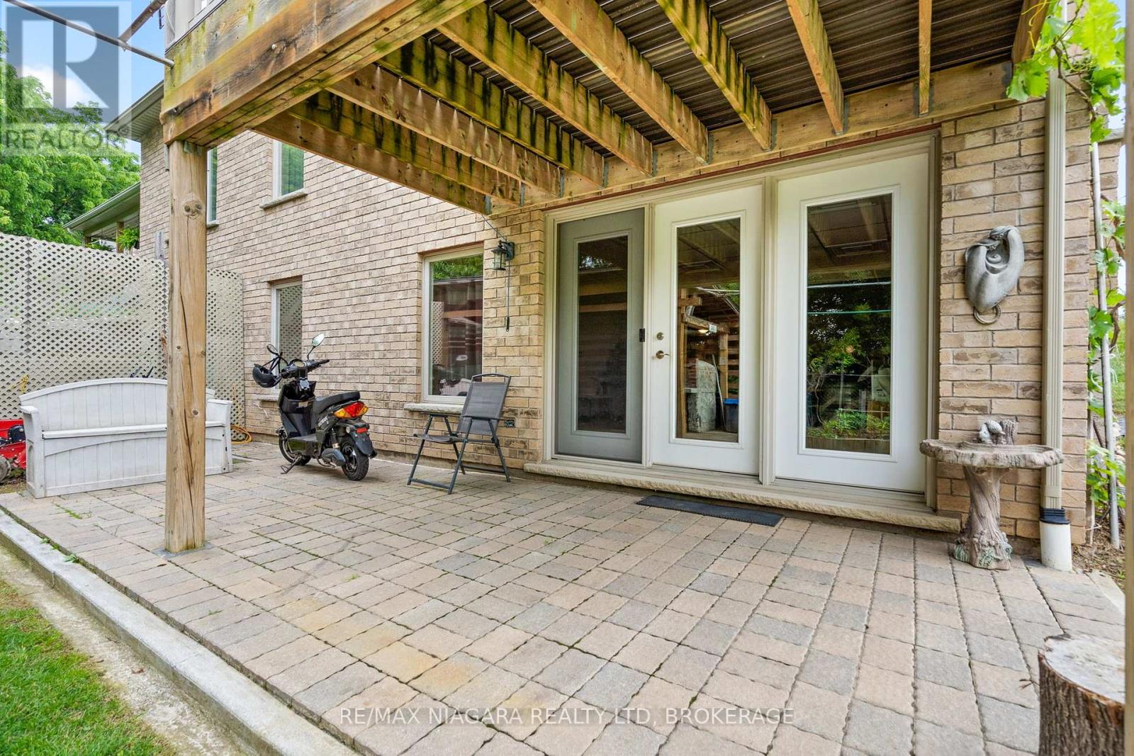 255 Lakeshore Road, St. Catharines, Ontario  L2M 1R9 - Photo 25 - X13536154