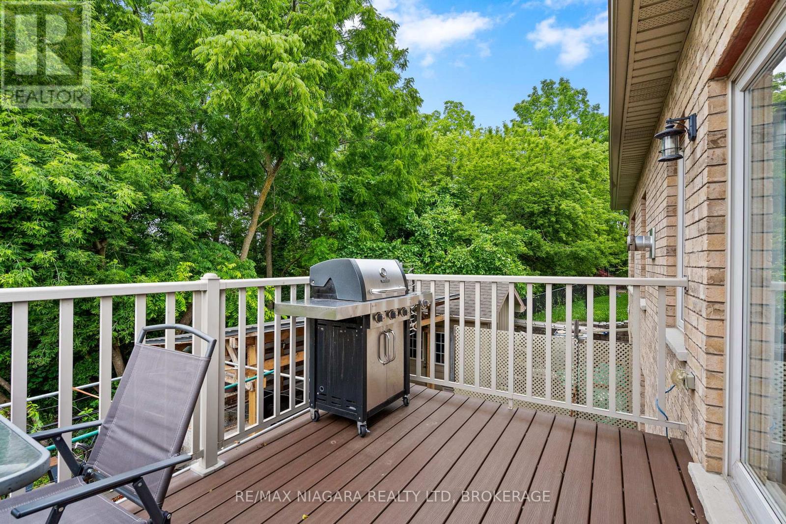 255 Lakeshore Road, St. Catharines, Ontario  L2M 1R9 - Photo 26 - X13536154
