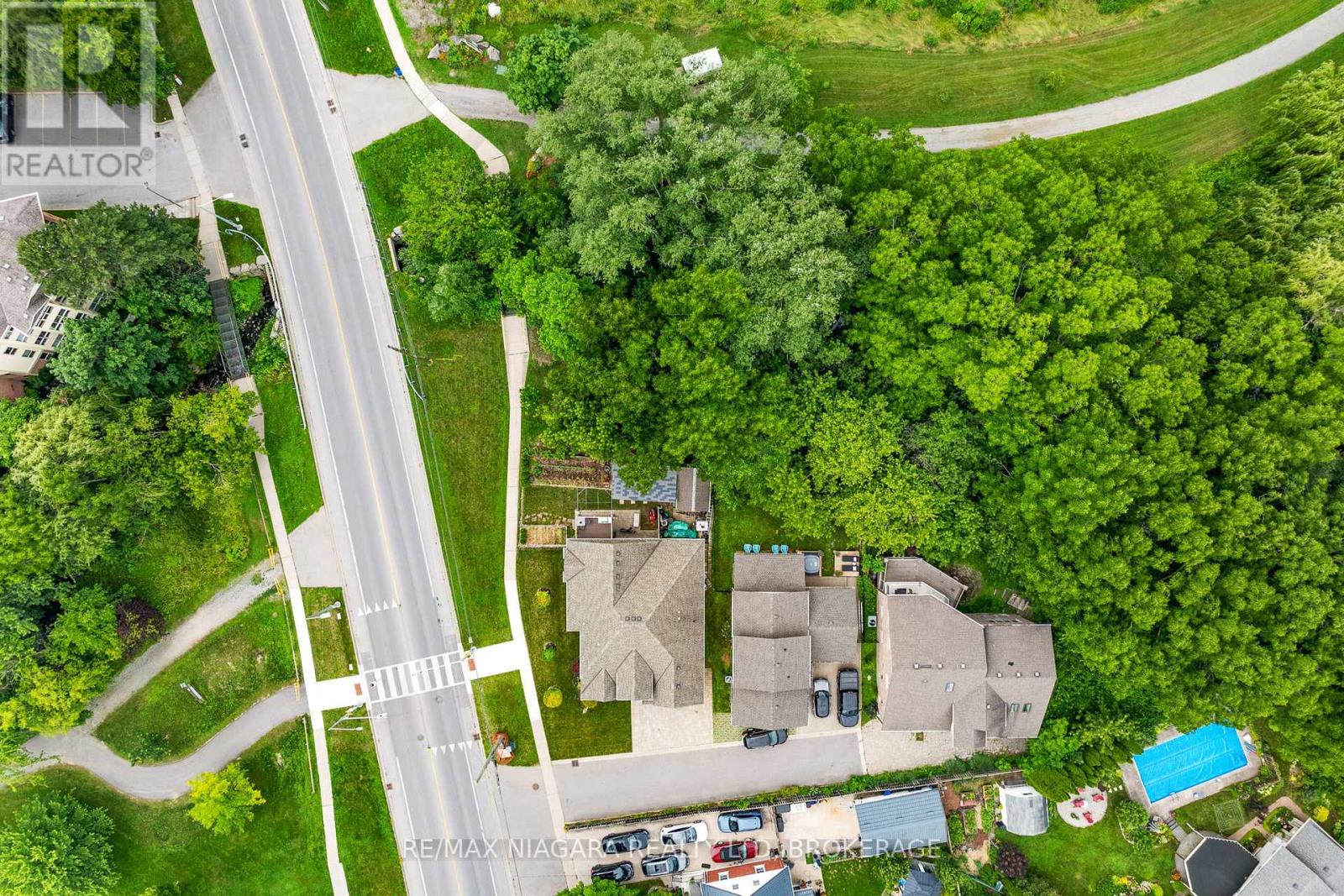 255 Lakeshore Road, St. Catharines, Ontario  L2M 1R9 - Photo 32 - X13536154