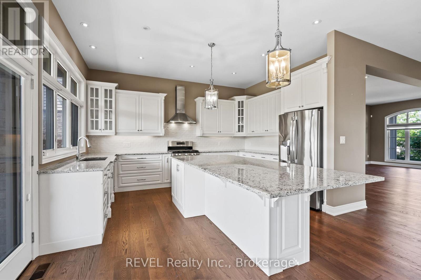 9208 Hendershot Boulevard, Niagara Falls, Ontario  L2H 0E3 - Photo 10 - X13536234