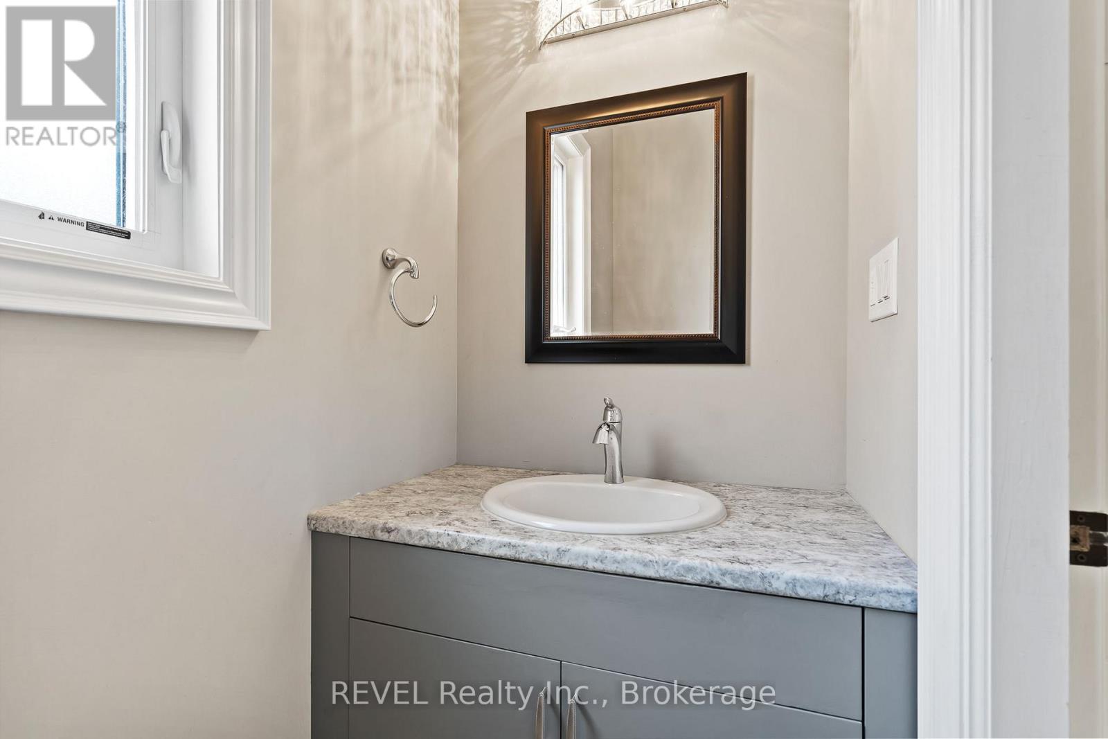 9208 Hendershot Boulevard, Niagara Falls, Ontario  L2H 0E3 - Photo 20 - X13536234