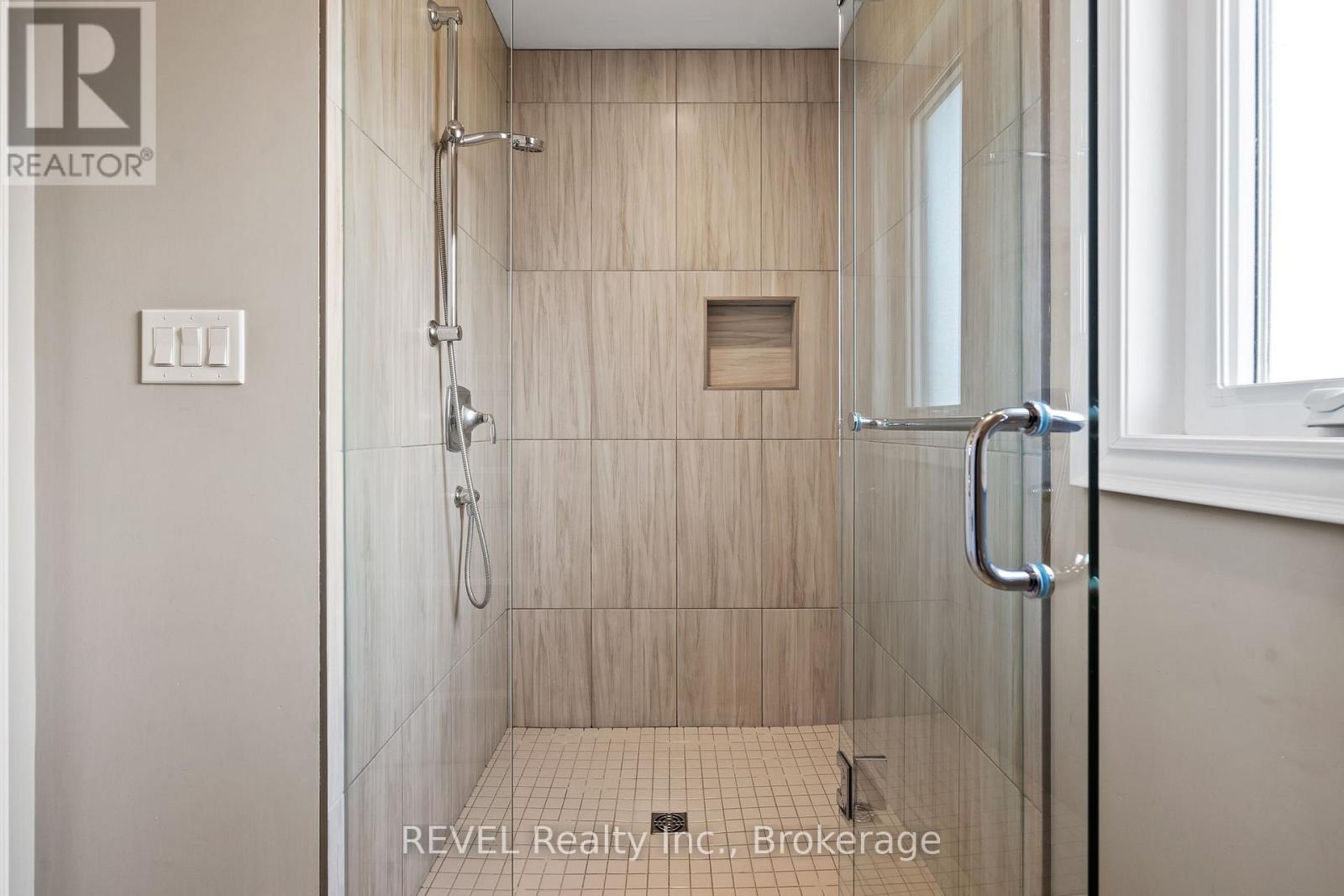 9208 Hendershot Boulevard, Niagara Falls, Ontario  L2H 0E3 - Photo 29 - X13536234