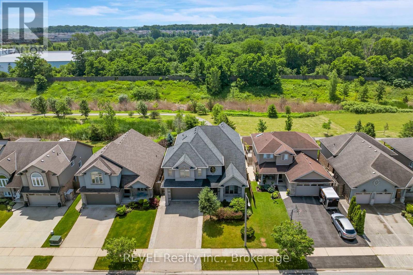 9208 Hendershot Boulevard, Niagara Falls, Ontario  L2H 0E3 - Photo 45 - X13536234