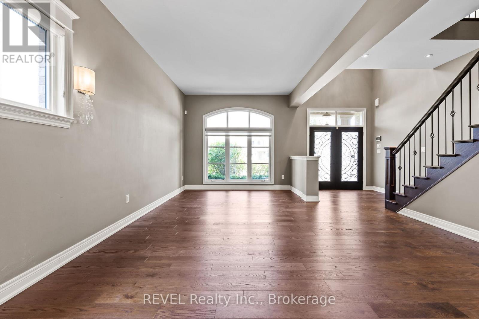 9208 Hendershot Boulevard, Niagara Falls, Ontario  L2H 0E3 - Photo 8 - X13536234