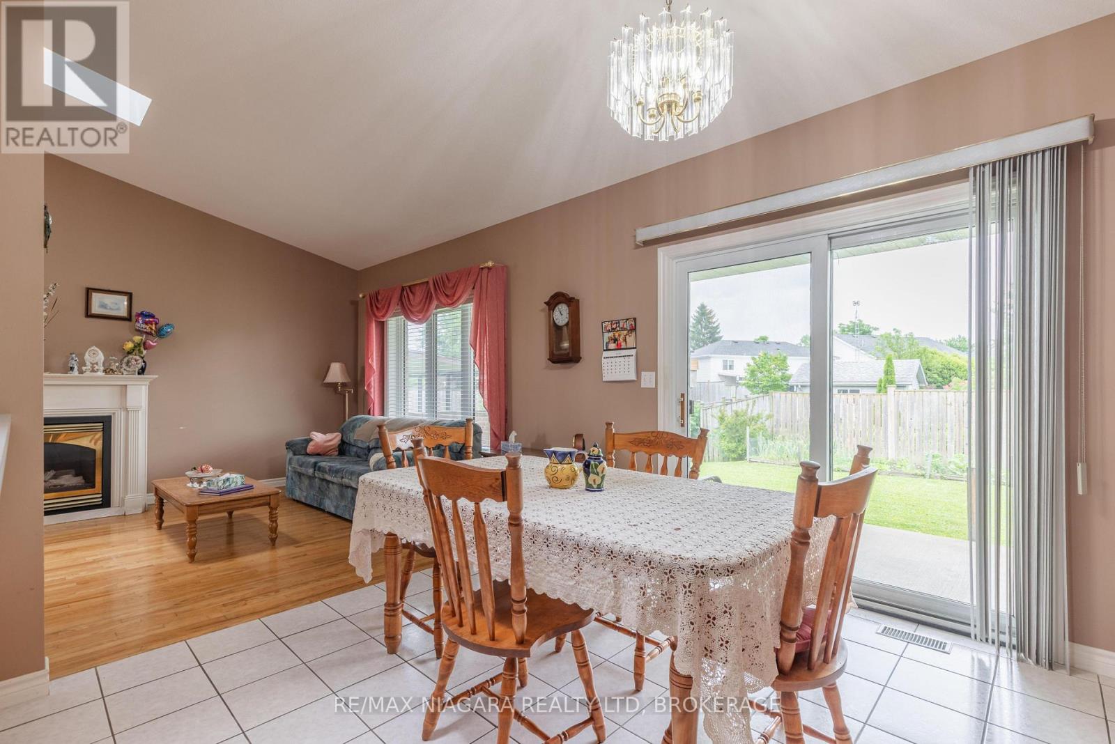 8034 Pinellas Park Drive, Niagara Falls, Ontario  L2H 3B2 - Photo 13 - X13536252