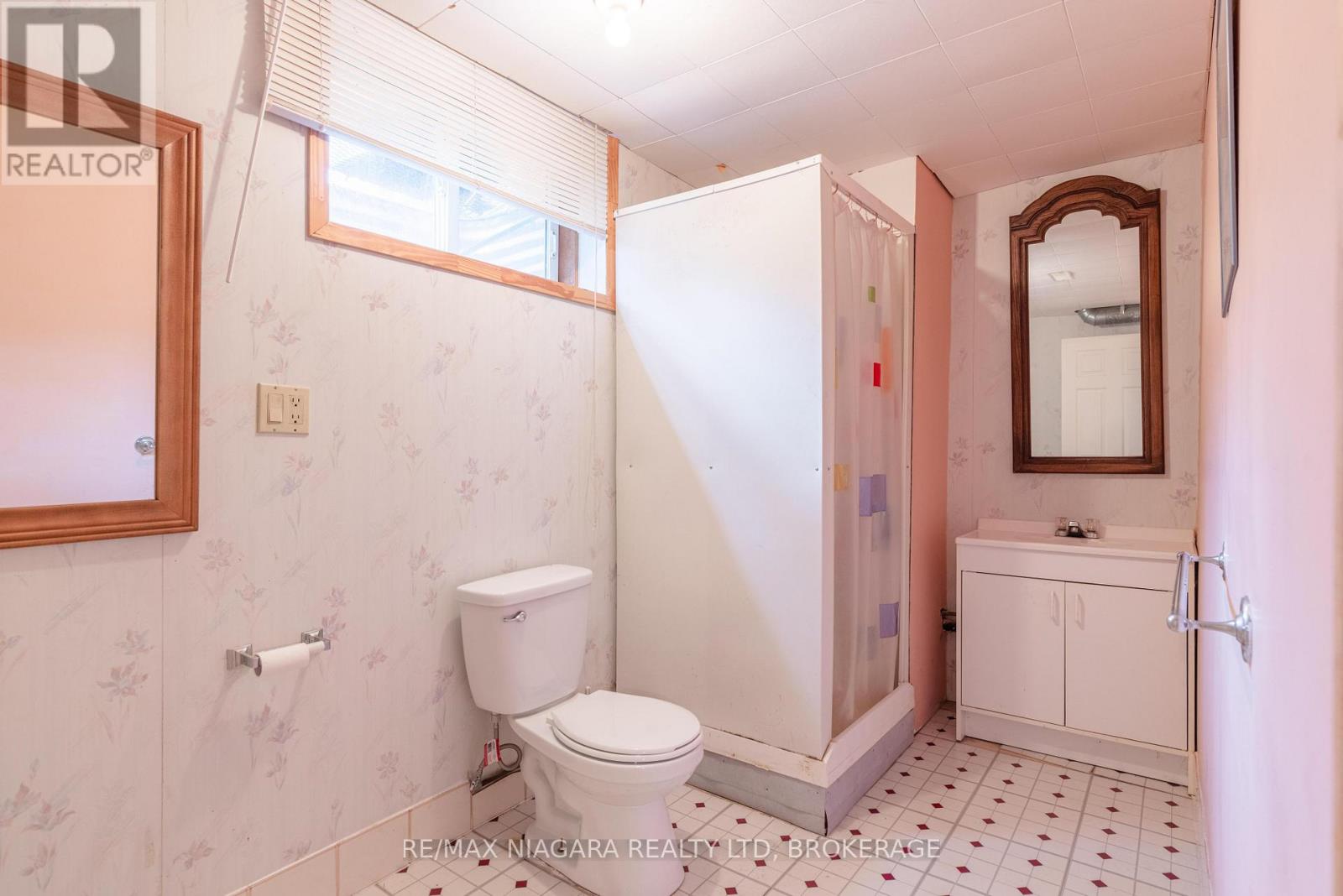 8034 Pinellas Park Drive, Niagara Falls, Ontario  L2H 3B2 - Photo 24 - X13536252