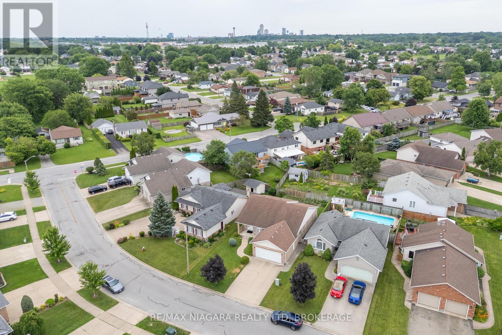 8034 Pinellas Park Drive, Niagara Falls, Ontario  L2H 3B2 - Photo 28 - X13536252