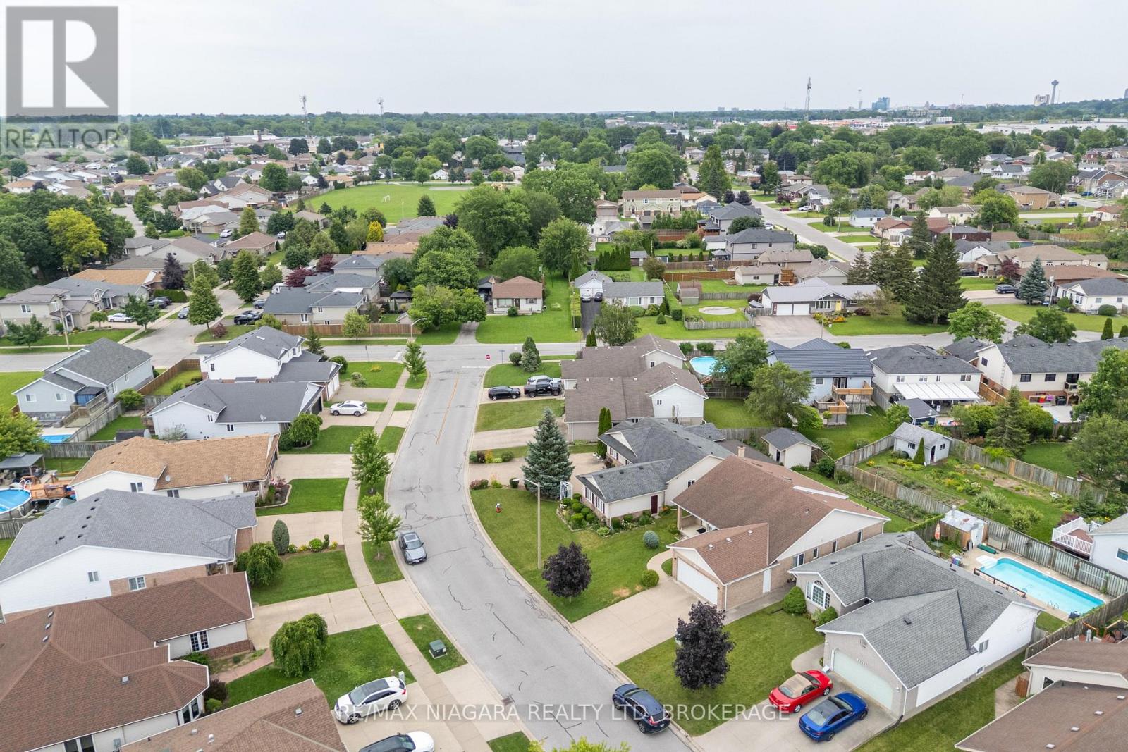 8034 Pinellas Park Drive, Niagara Falls, Ontario  L2H 3B2 - Photo 29 - X13536252