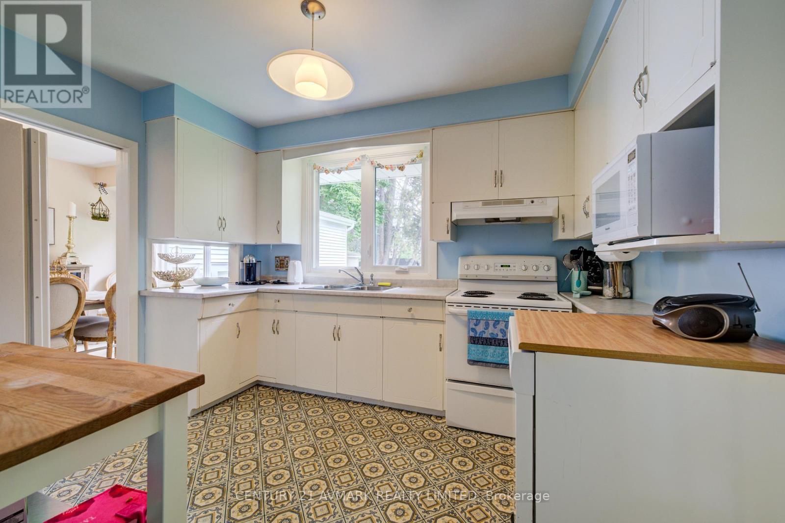 163 Lakeshore Road, St. Catharines, Ontario  L2N 2V2 - Photo 14 - X13536452