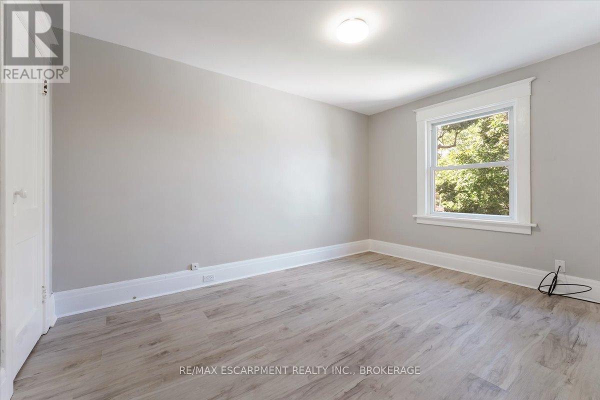 Main - 3 Carleton Street S, Thorold, Ontario  L2V 1Z5 - Photo 18 - X13537058