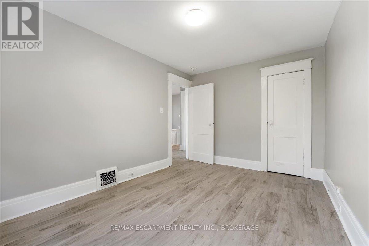Main - 3 Carleton Street S, Thorold, Ontario  L2V 1Z5 - Photo 19 - X13537058