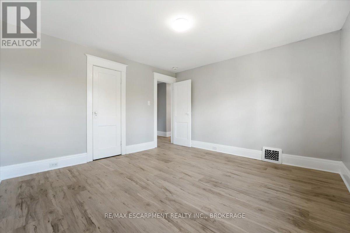 Main - 3 Carleton Street S, Thorold, Ontario  L2V 1Z5 - Photo 21 - X13537058
