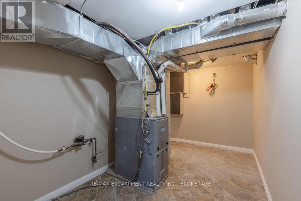 5701 Dorchester Road, Niagara Falls, Ontario  L2G 5S5 - Photo 31 - X13537260