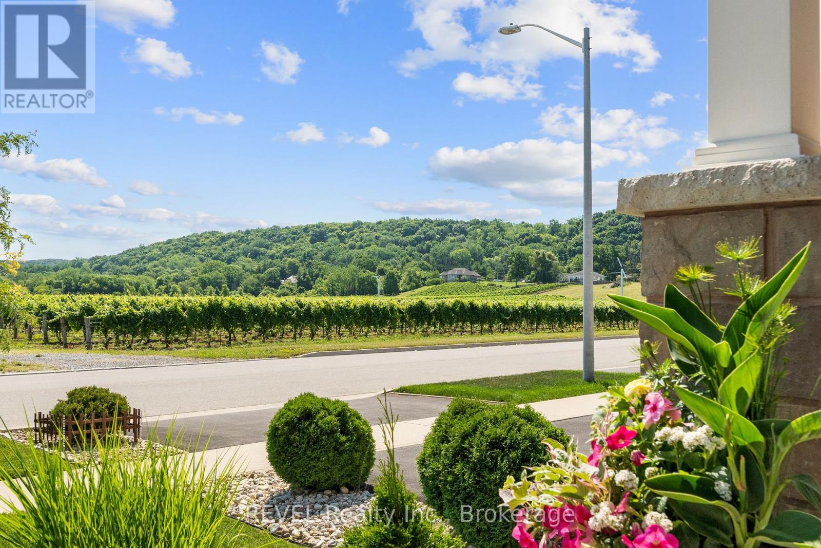 316 CONCESSION 3 ROAD, Niagara-on-the-Lake, Ontario