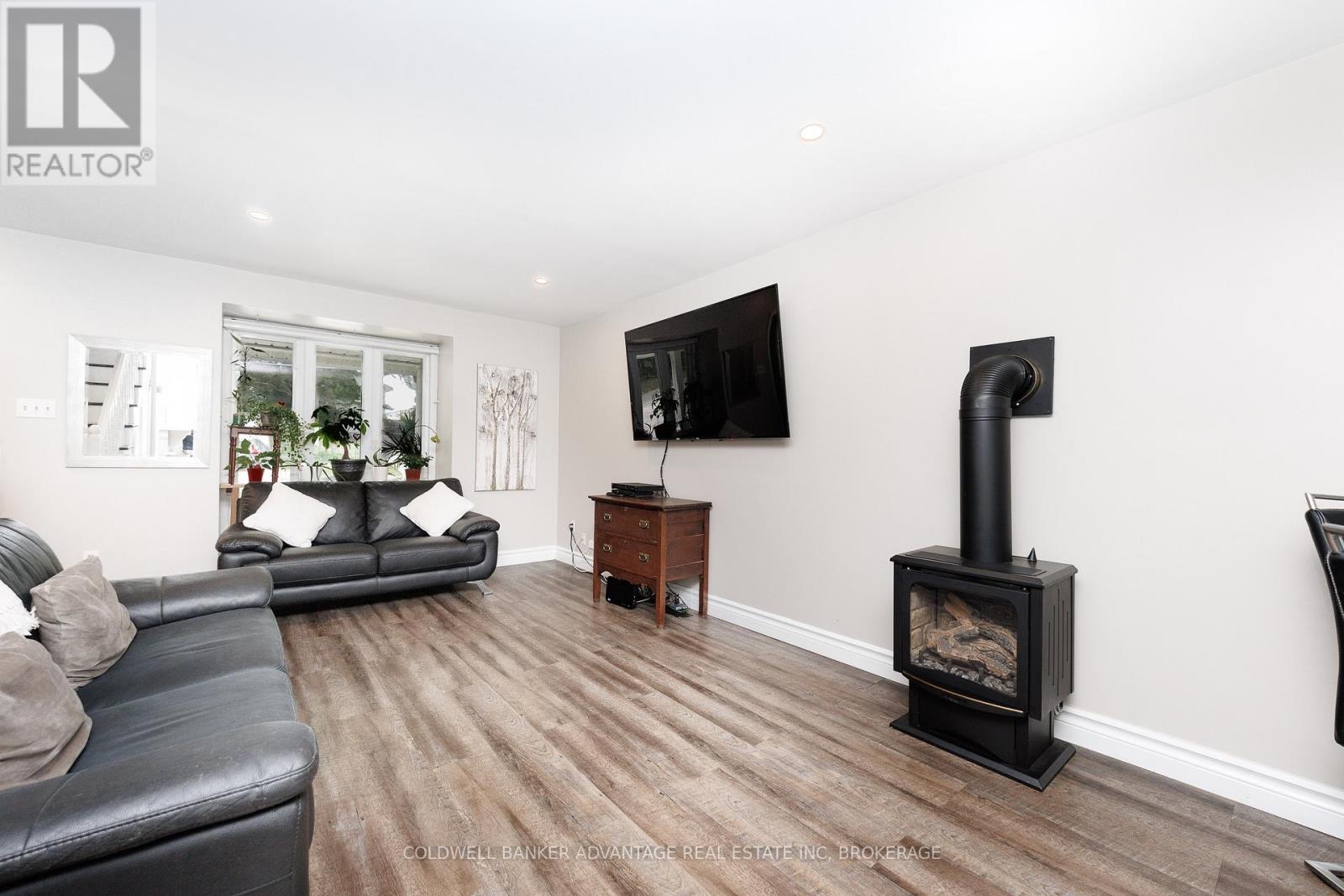 10448 Lakeshore Road W, Wainfleet, Ontario  L3K 5V4 - Photo 11 - X13537486