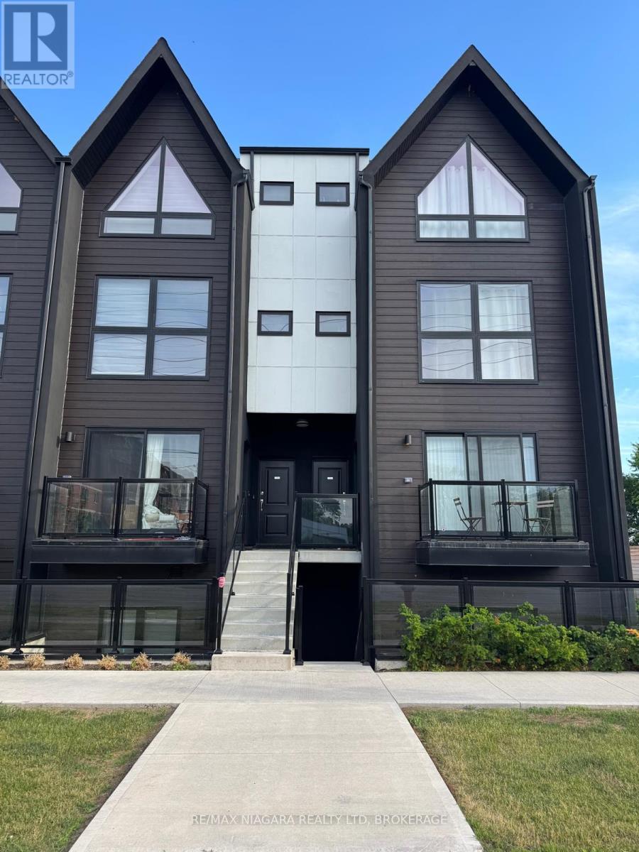 206 - 7277 WILSON CRESCENT, Niagara Falls, Ontario