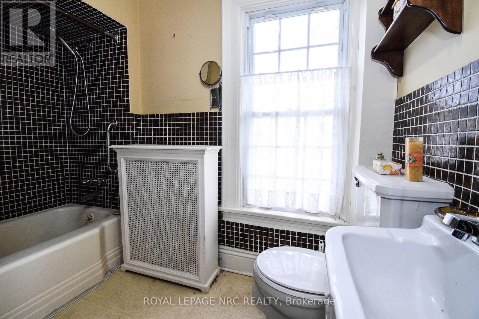499 Townline Road, Niagara-On-The-Lake, Ontario  L2M 6W1 - Photo 39 - X13539342