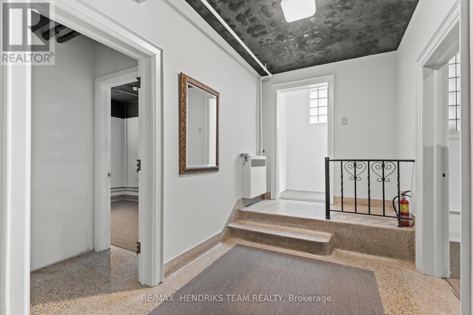 Lower Level - 145 King Street, St. Catharines, Ontario  L2R 3J2 - Photo 5 - X13539696