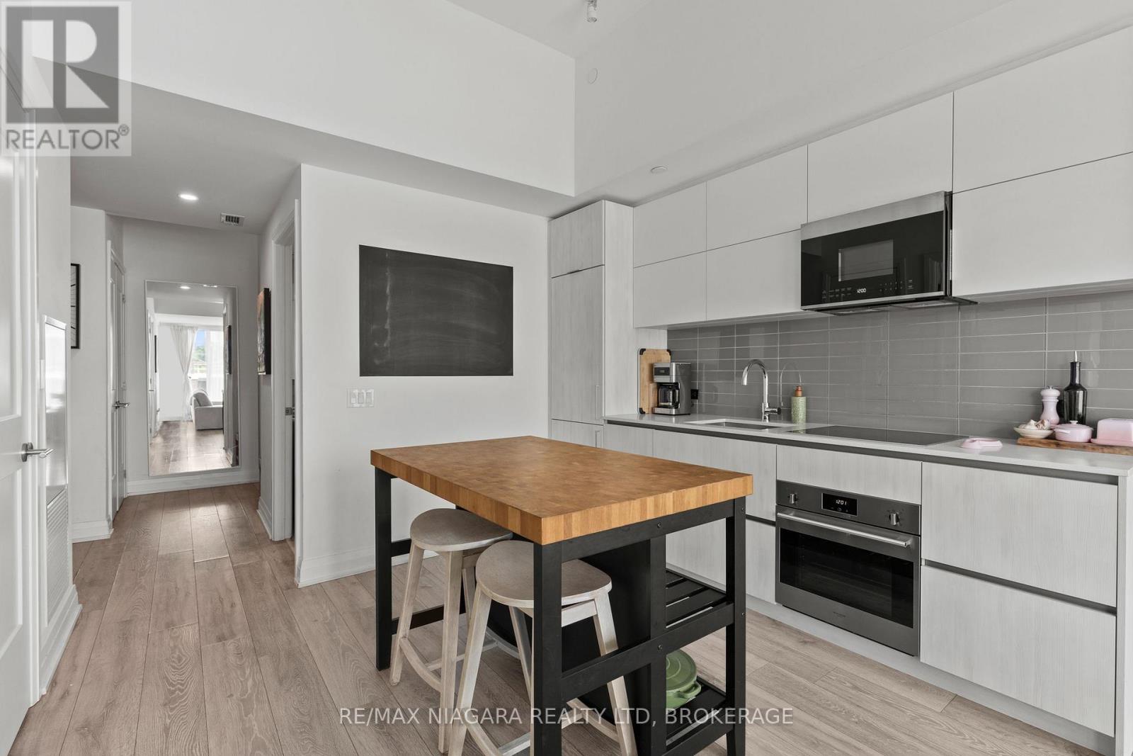 717 - 21 Park Street E, Mississauga, Ontario  L5G 1L7 - Photo 13 - W13540424