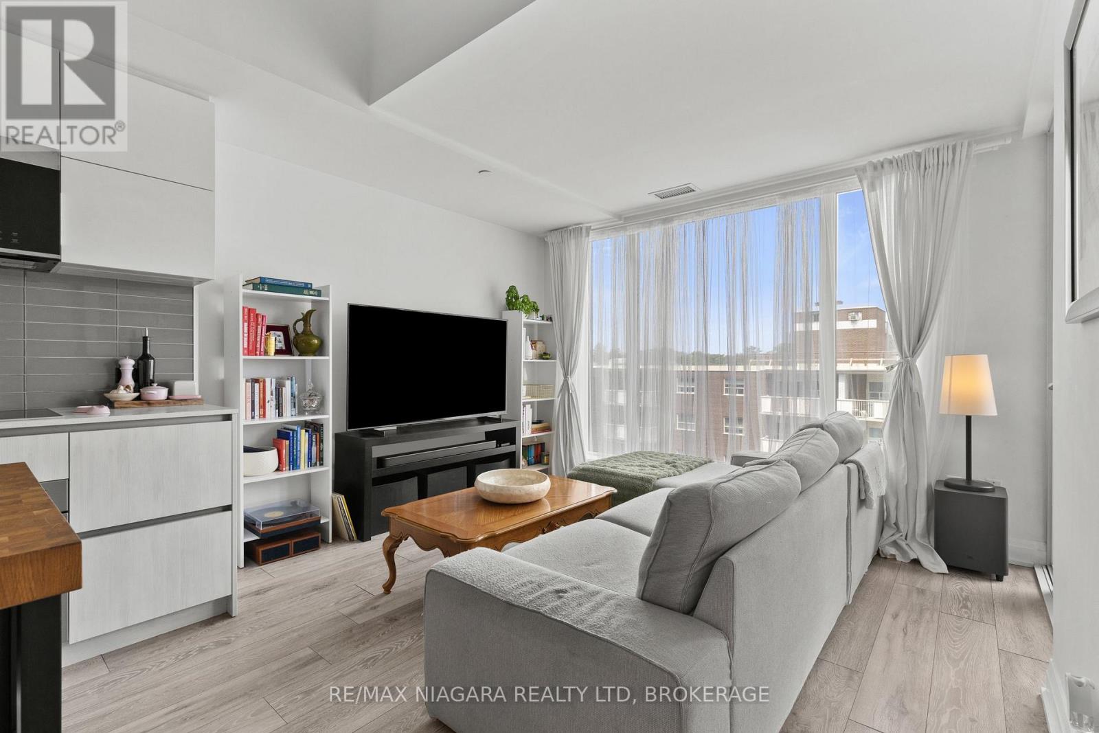 717 - 21 Park Street E, Mississauga, Ontario  L5G 1L7 - Photo 15 - W13540424