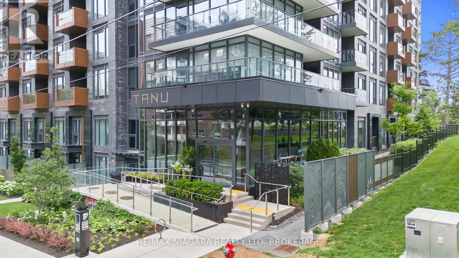 717 - 21 Park Street E, Mississauga, Ontario  L5G 1L7 - Photo 5 - W13540424
