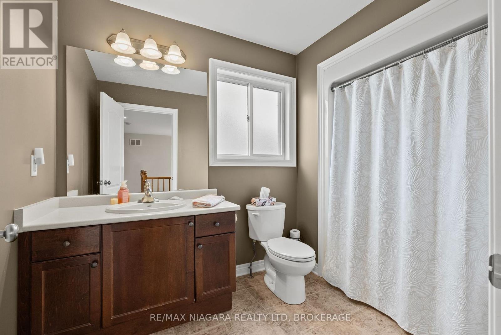 282 Winterberry Boulevard, Thorold, Ontario  L2V 5E5 - Photo 32 - X13540952