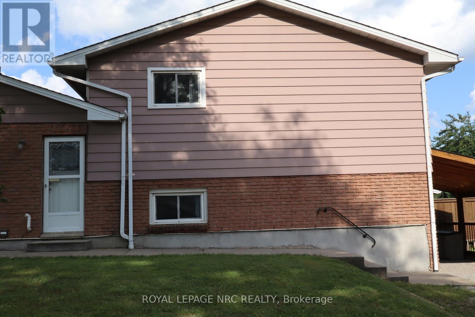 6694 Cropp Street, Niagara Falls, Ontario  L2E 7B3 - Photo 3 - X13540964