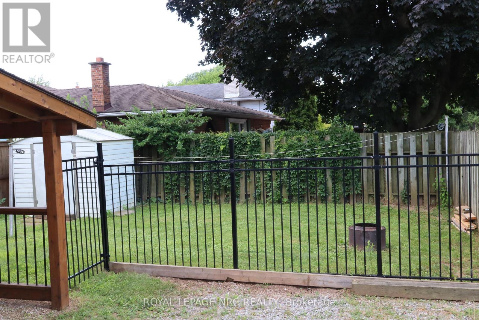 6694 Cropp Street, Niagara Falls, Ontario  L2E 7B3 - Photo 4 - X13540964