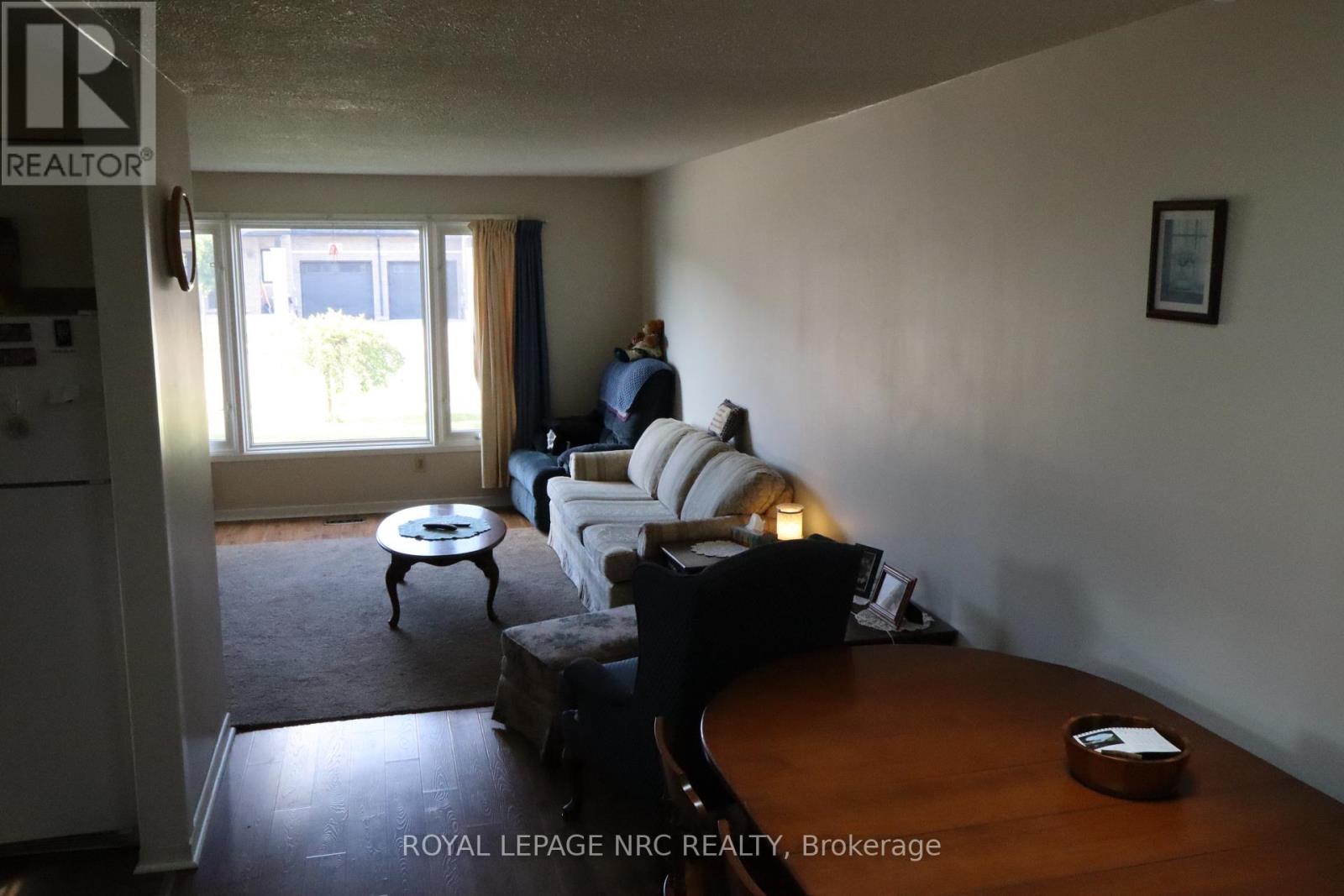 6694 Cropp Street, Niagara Falls, Ontario  L2E 7B3 - Photo 6 - X13540964