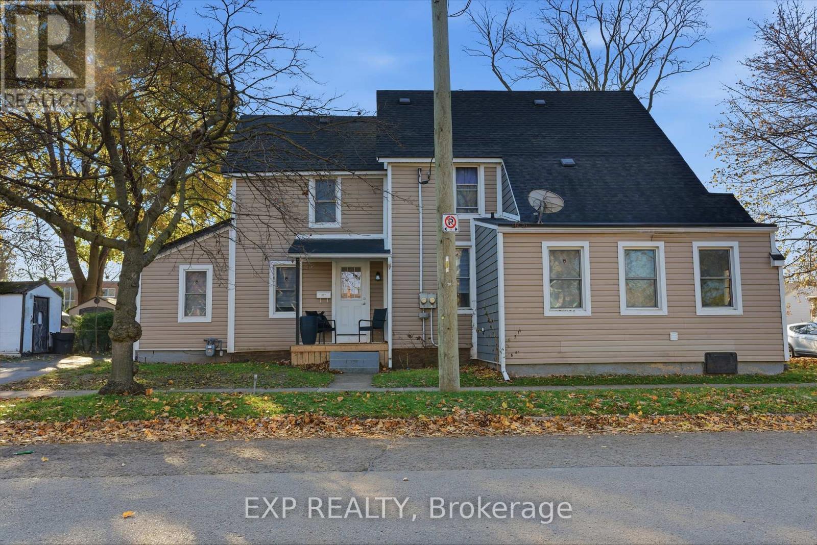20 Henry Street, St. Catharines, Ontario  L2R 5T3 - Photo 3 - X13541218