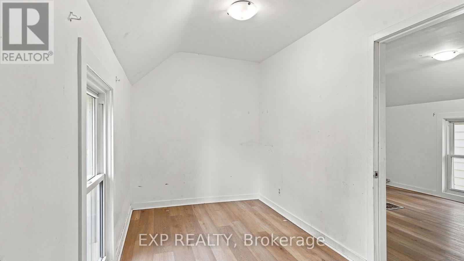 20 Henry Street, St. Catharines, Ontario  L2R 5T3 - Photo 37 - X13541218