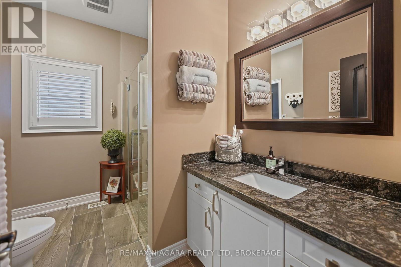 7245 Optimist Lane, Niagara Falls, Ontario  L2E 0B3 - Photo 15 - X13541496