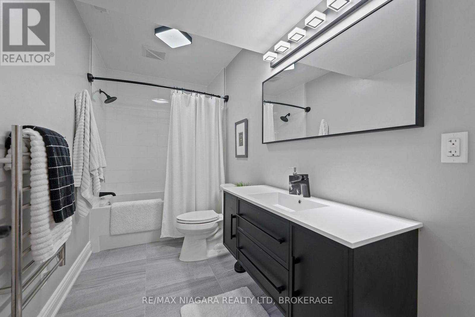 7245 Optimist Lane, Niagara Falls, Ontario  L2E 0B3 - Photo 29 - X13541496