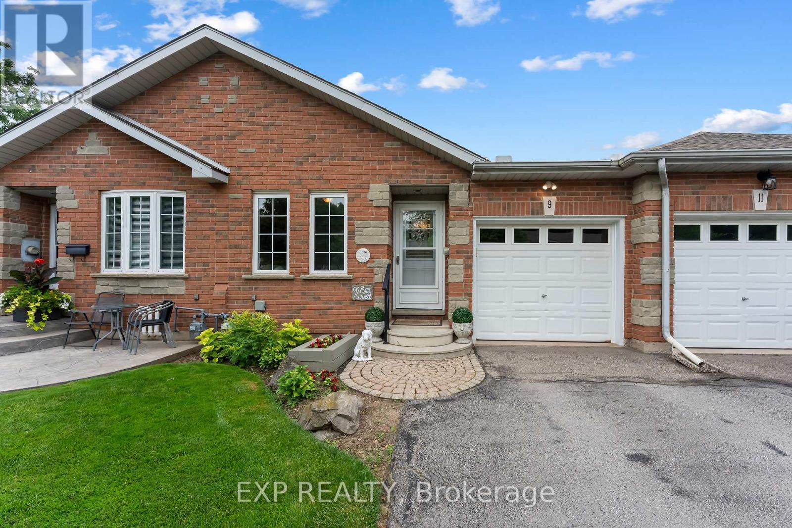 9 KINSMAN COURT S, Pelham, Ontario