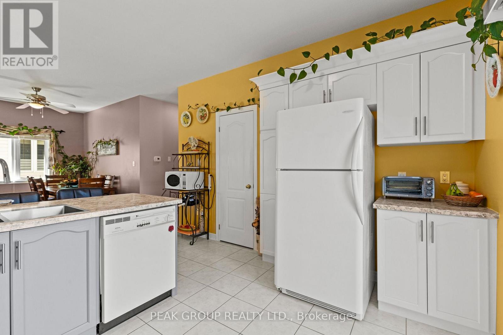 7876 Charnwood Avenue, Niagara Falls, Ontario  L2H 3E2 - Photo 14 - X13541764