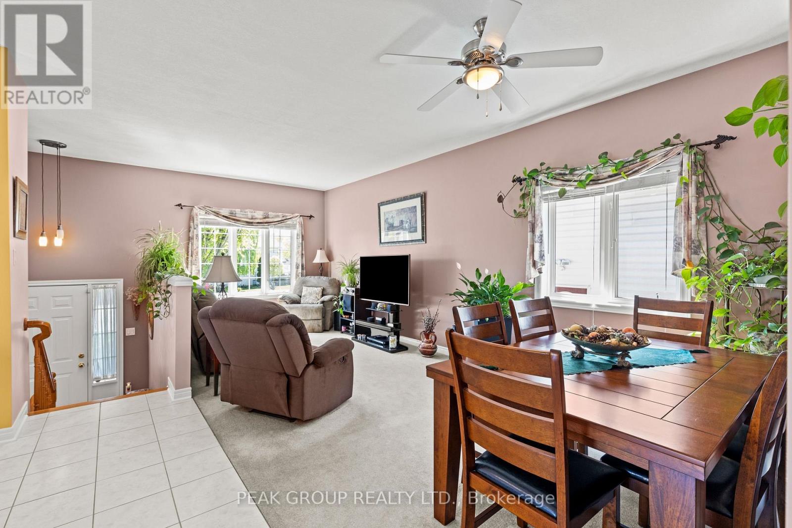 7876 Charnwood Avenue, Niagara Falls, Ontario  L2H 3E2 - Photo 8 - X13541764