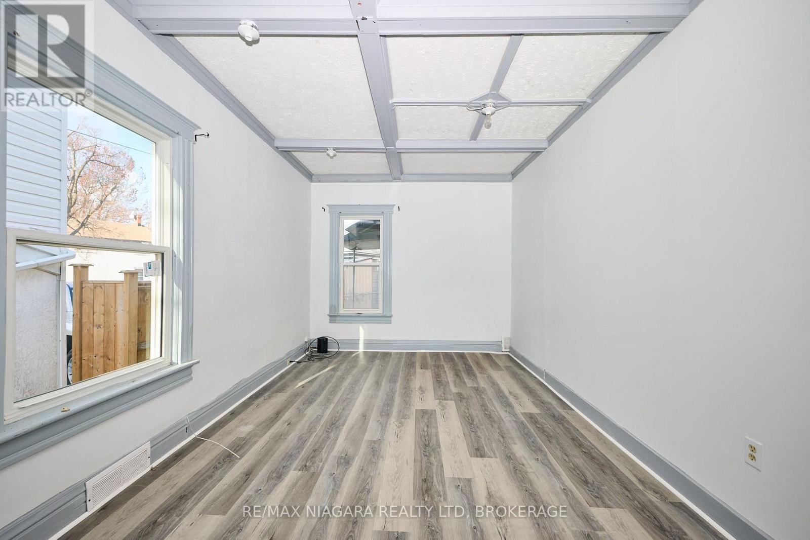 105a Welland Avenue, St. Catharines, Ontario  L2R 2H4 - Photo 15 - X13541874