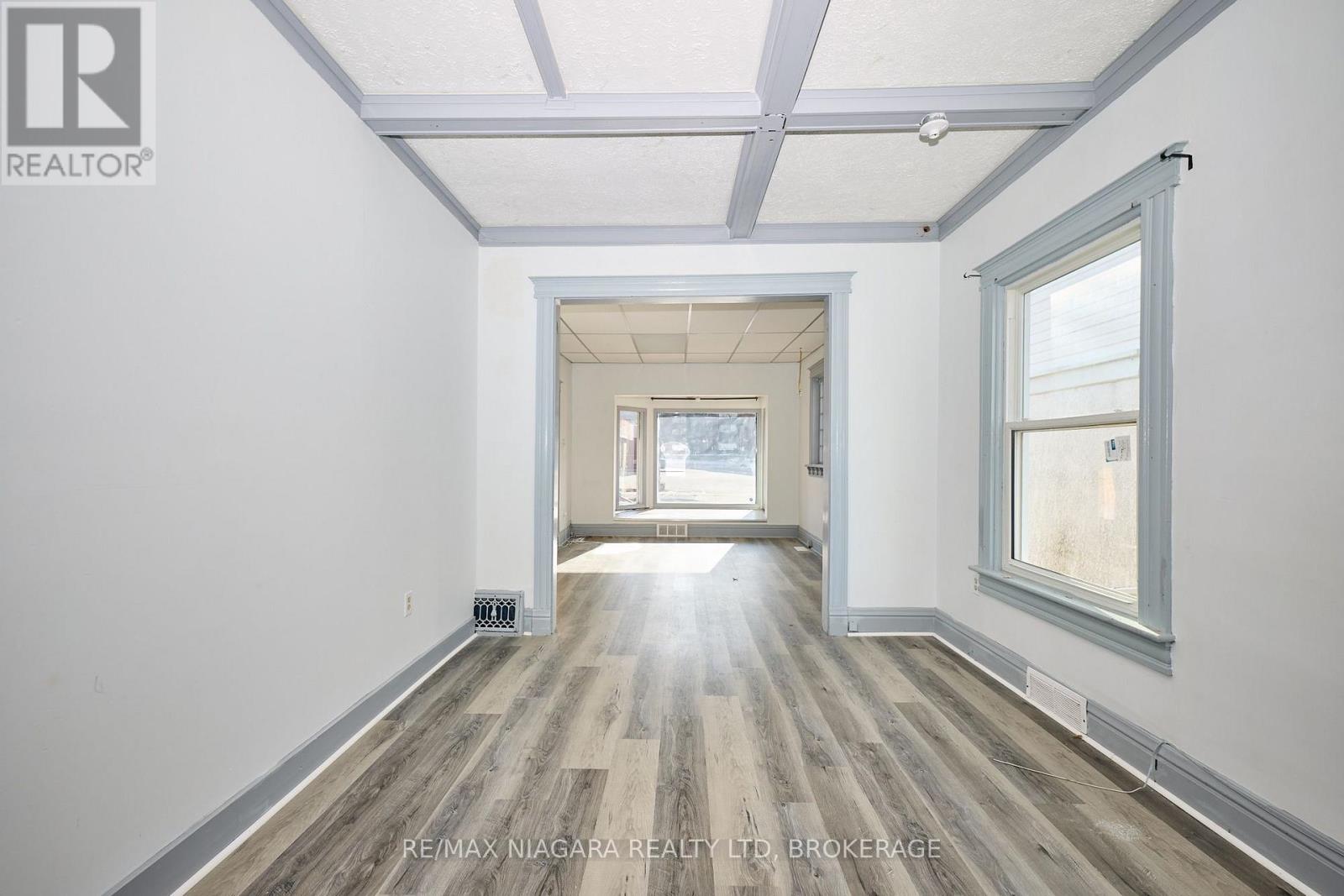105a Welland Avenue, St. Catharines, Ontario  L2R 2H4 - Photo 16 - X13541874