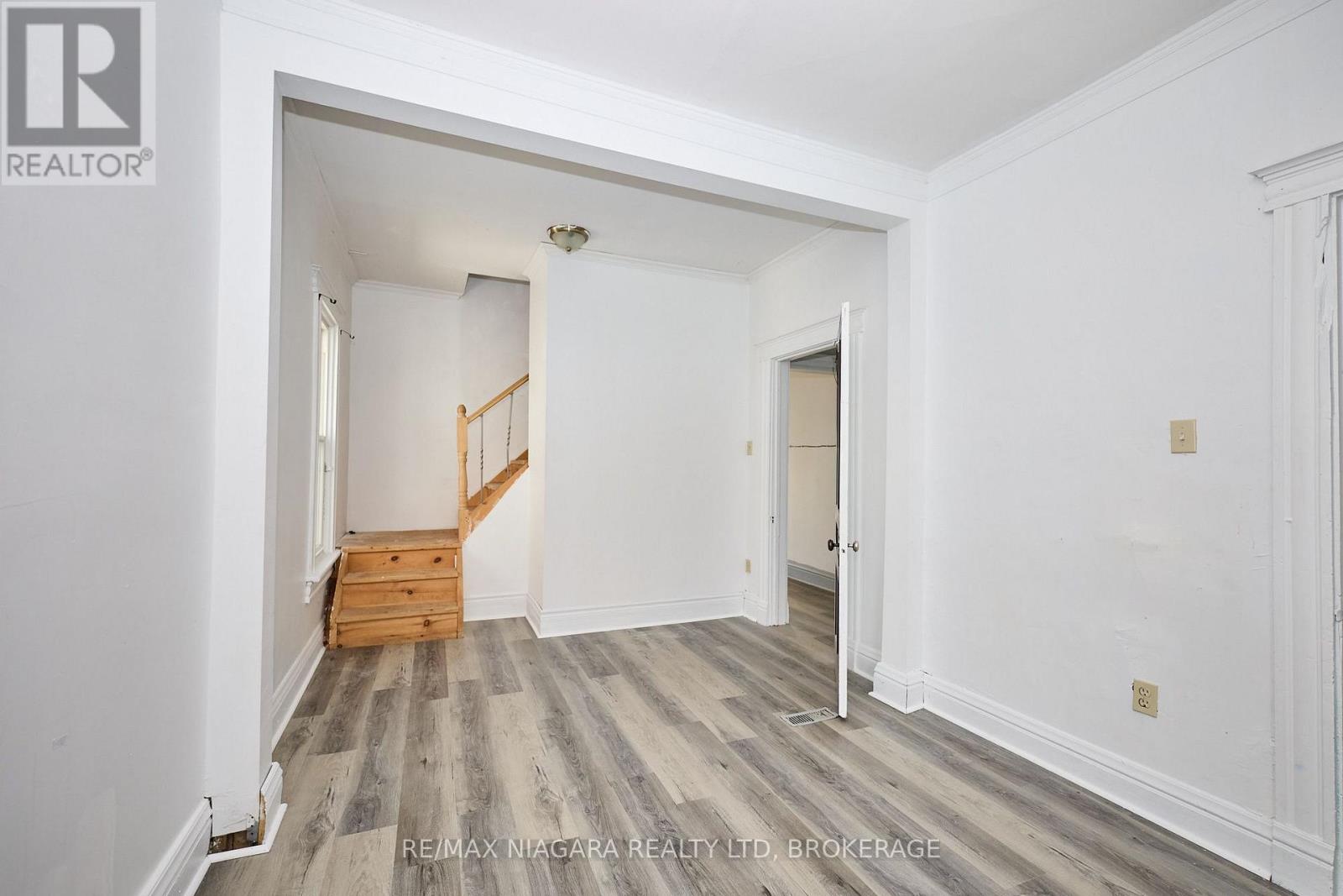 105a Welland Avenue, St. Catharines, Ontario  L2R 2H4 - Photo 20 - X13541874