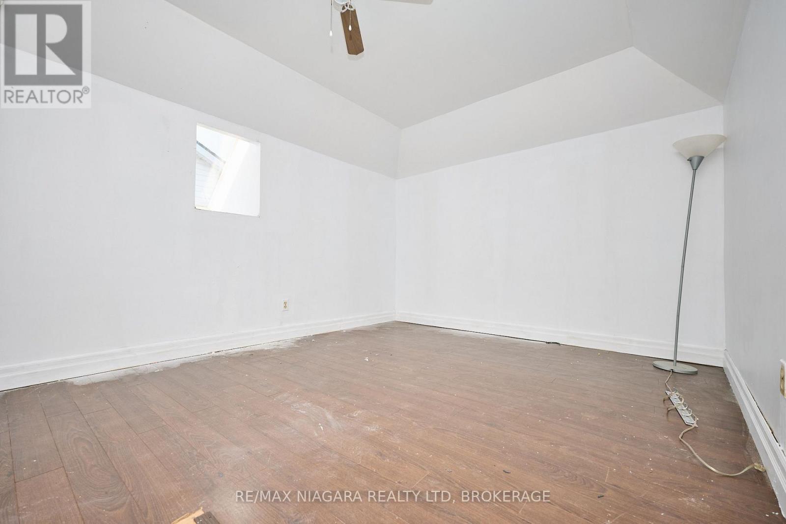105a Welland Avenue, St. Catharines, Ontario  L2R 2H4 - Photo 23 - X13541874