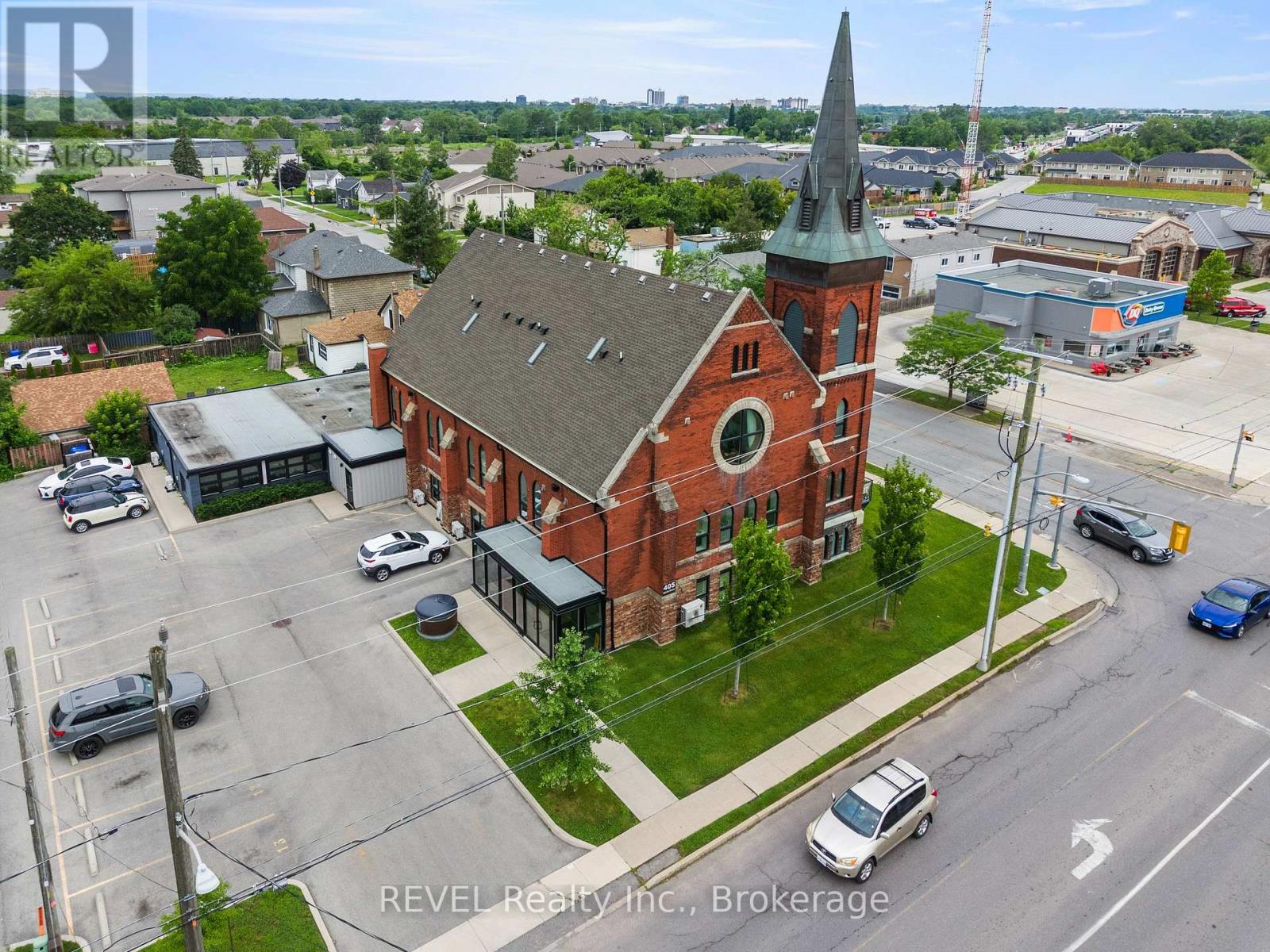 3 - 405 Merritt Street, St. Catharines, Ontario  L2P 1P5 - Photo 3 - X13541952