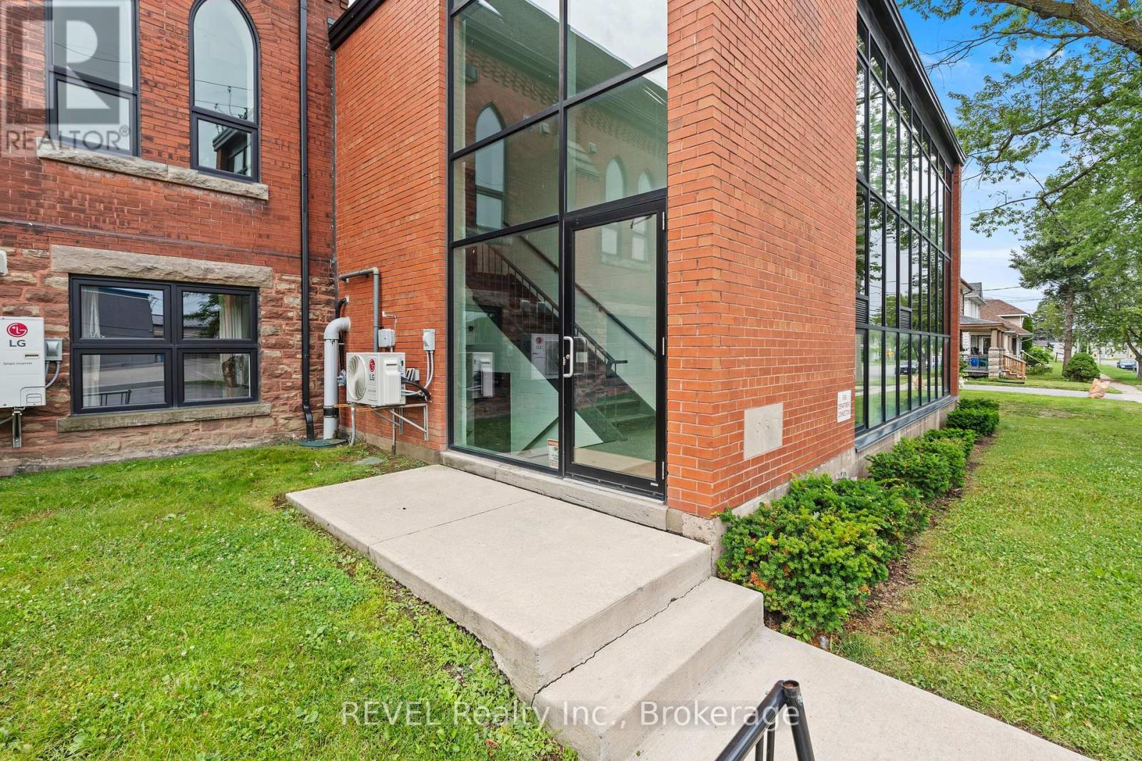 3 - 405 Merritt Street, St. Catharines, Ontario  L2P 1P5 - Photo 8 - X13541952