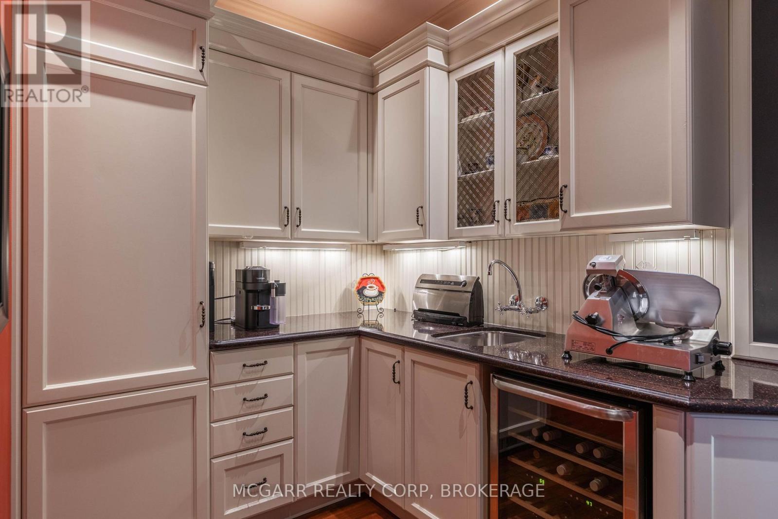 89 October Drive, St. Catharines, Ontario  L2N 6J4 - Photo 10 - X13542286