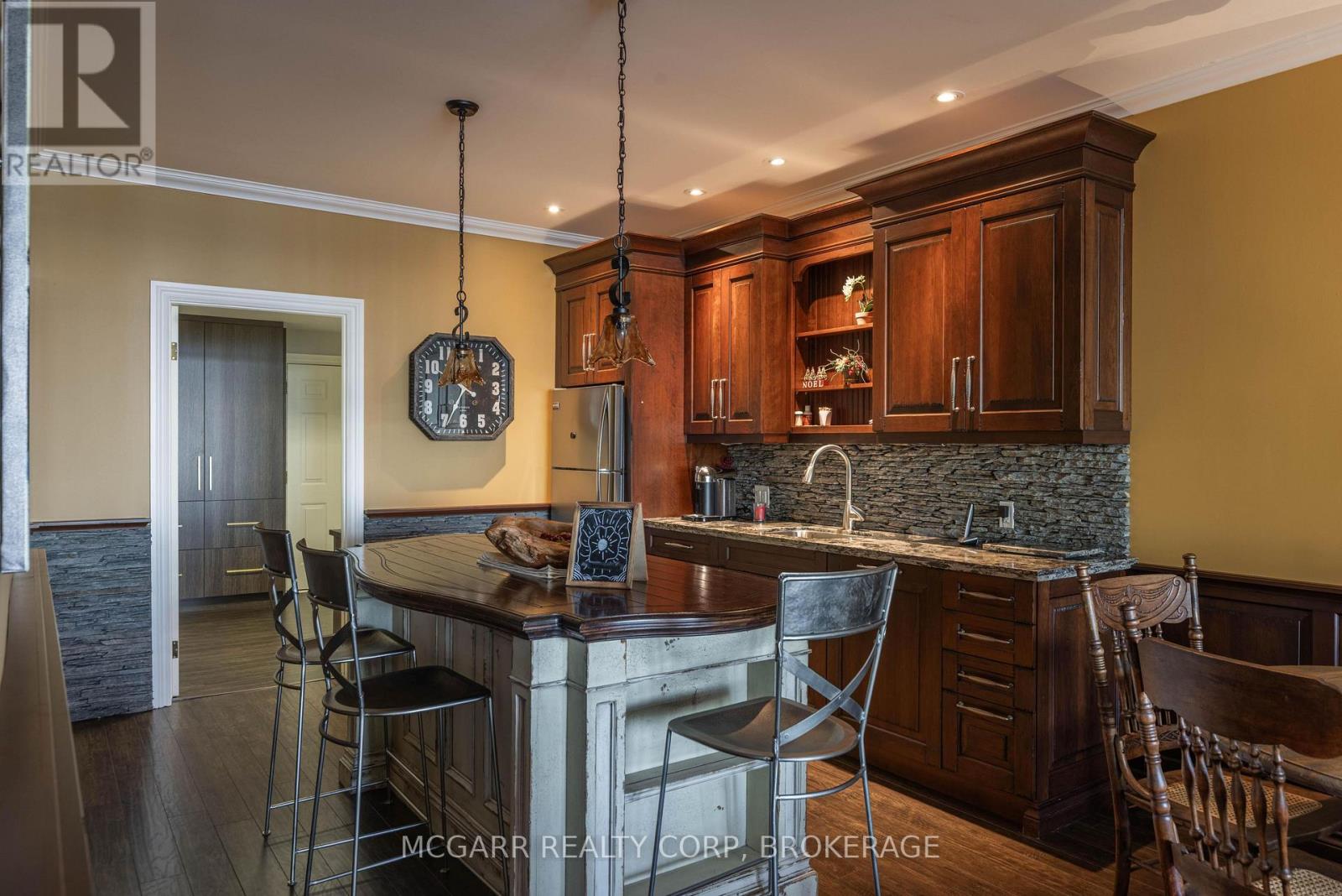 89 October Drive, St. Catharines, Ontario  L2N 6J4 - Photo 25 - X13542286