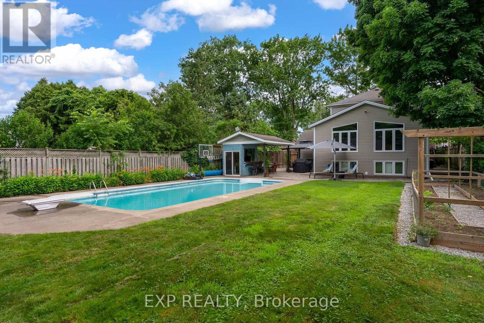 6276 Stamford Green Drive, Niagara Falls, Ontario  L2J 1T3 - Photo 45 - X13542430