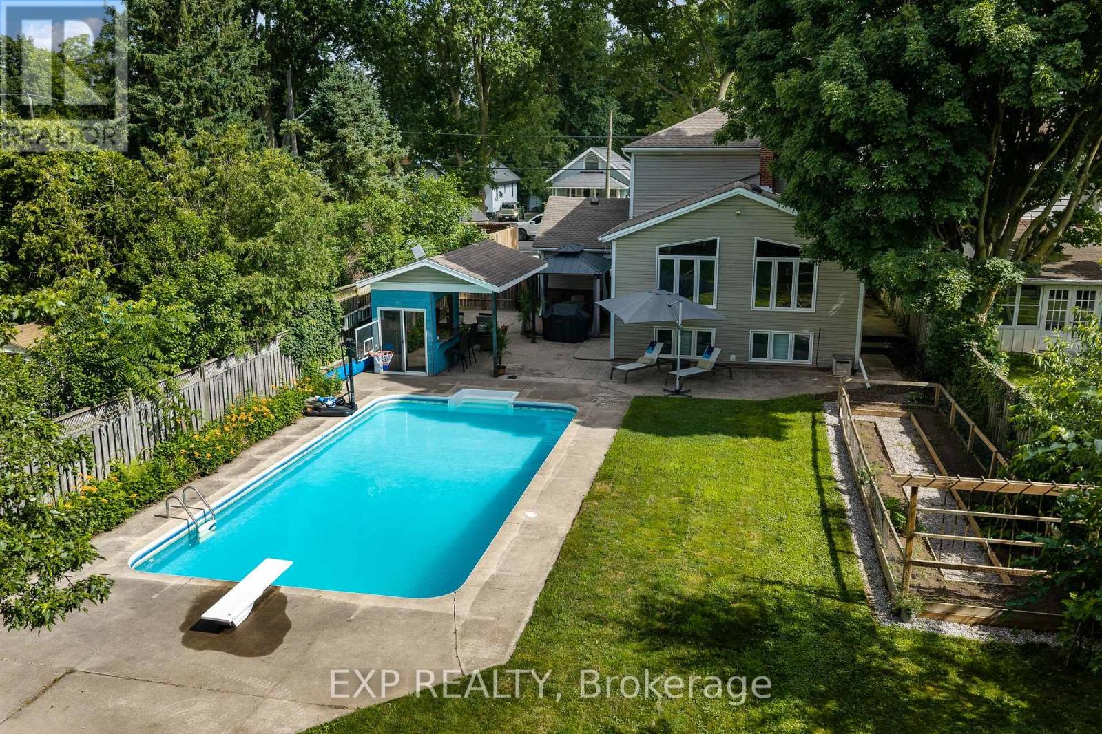 6276 Stamford Green Drive, Niagara Falls, Ontario  L2J 1T3 - Photo 46 - X13542430