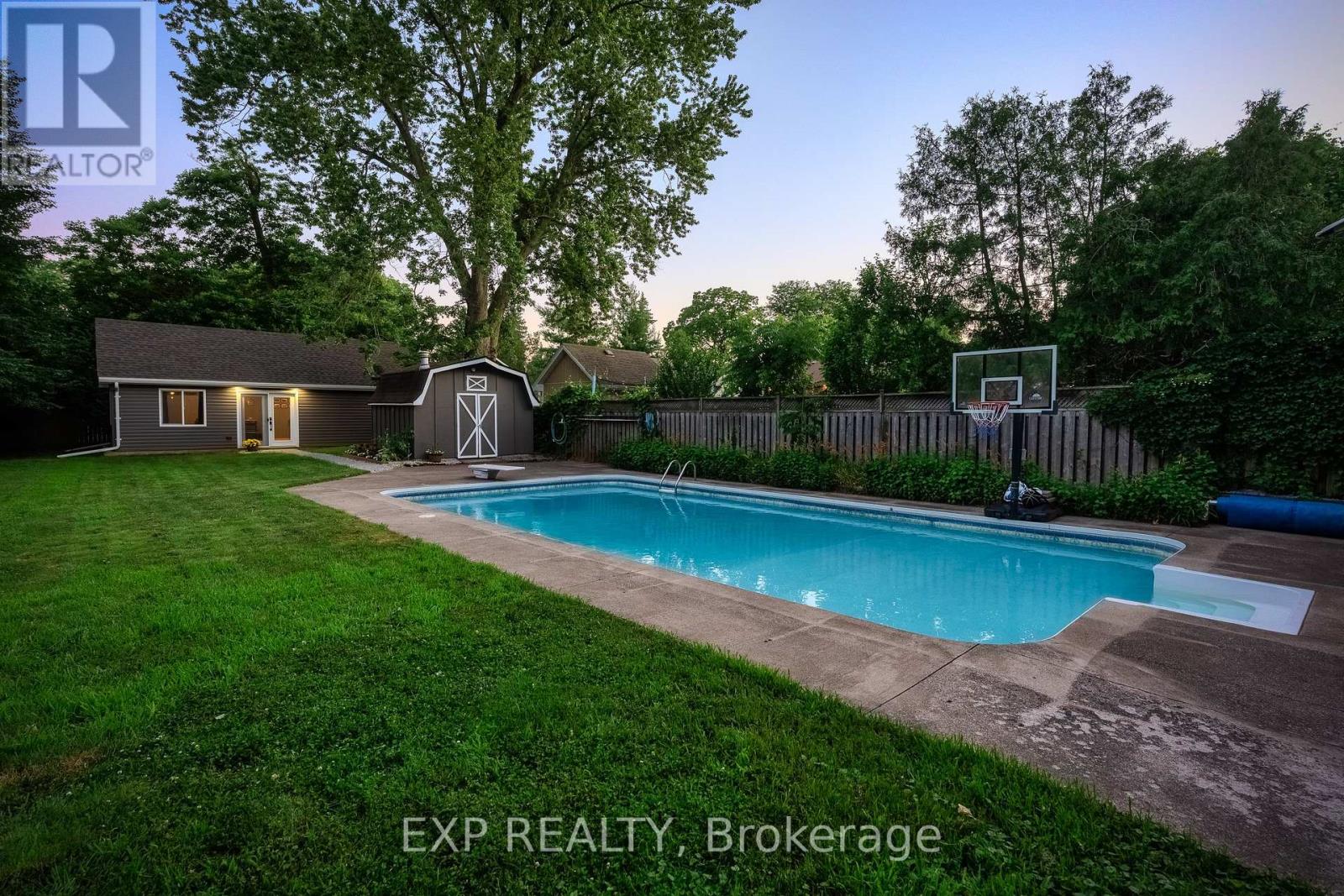 6276 Stamford Green Drive, Niagara Falls, Ontario  L2J 1T3 - Photo 5 - X13542430