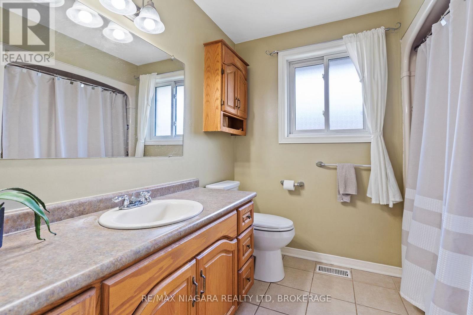 696 Clare Avenue, Welland, Ontario  L3C 3C1 - Photo 12 - X13542456