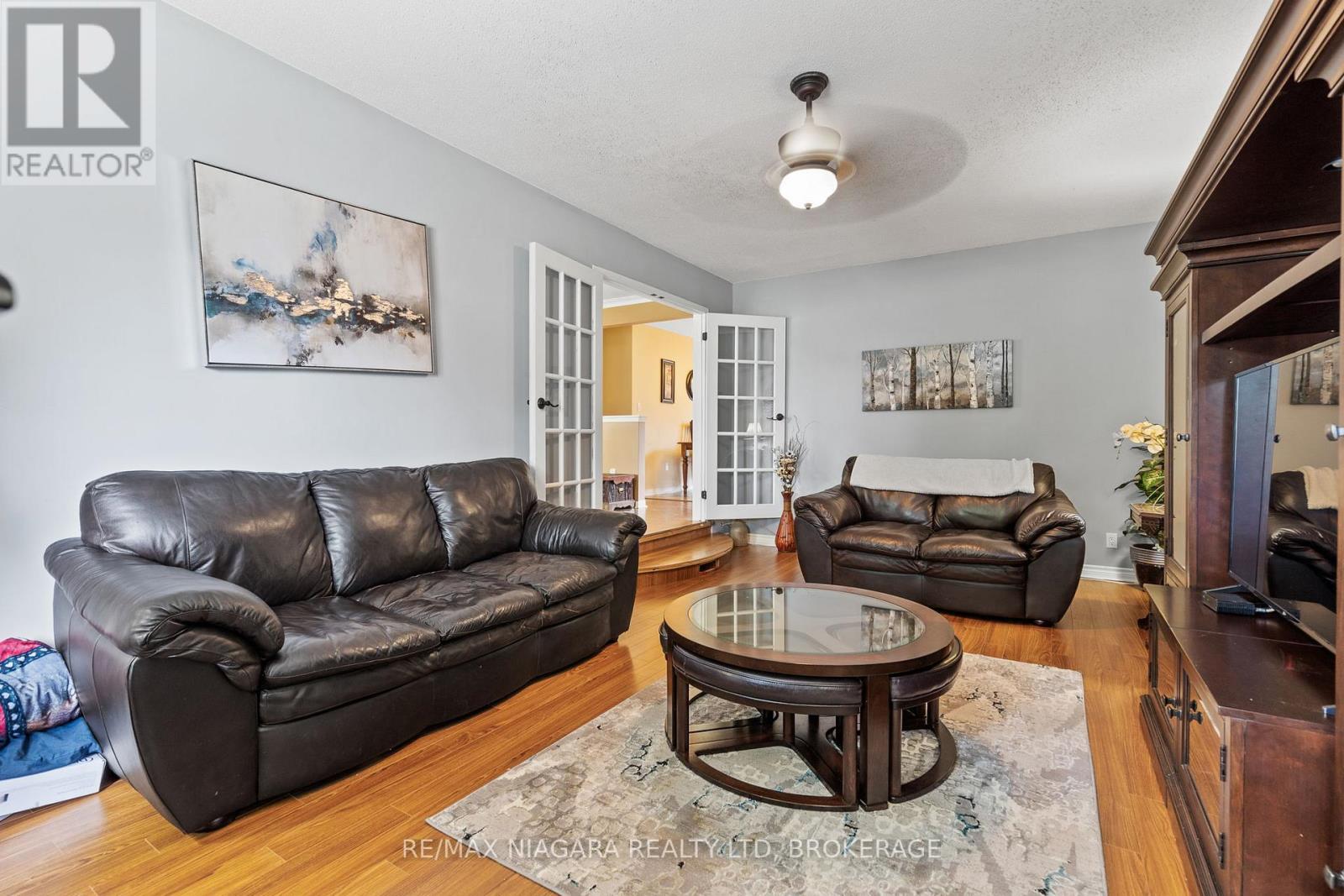 696 Clare Avenue, Welland, Ontario  L3C 3C1 - Photo 4 - X13542456