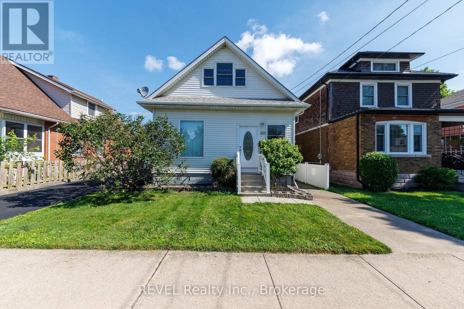 4991 HURON STREET, Niagara Falls, Ontario
